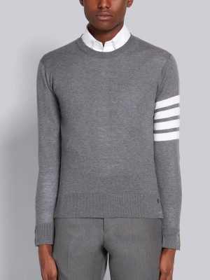 Thom Browne Medium Fine Merino Wool 4-Bar Crew Neck Pullover Herren Grau | RUY83H99079