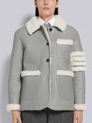 Thom Browne Reversed Shearling 4-Bar Round Collar Jacken Damen Grau | JWV07X40294