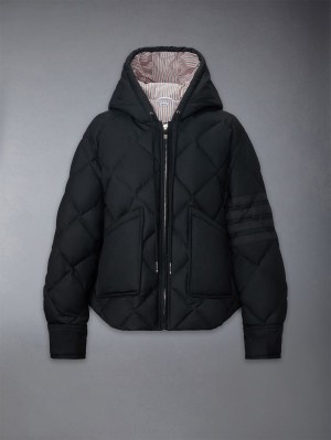 Thom Browne Super 120's Twill Down 4-bar Hooded Jacken Damen Schwarz | UYF85C54727