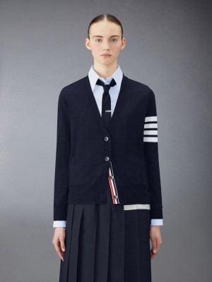 Thom Browne Wool 4-Bar Relaxed V-Neck Strickjacke Damen Blau | ATZ99J24839