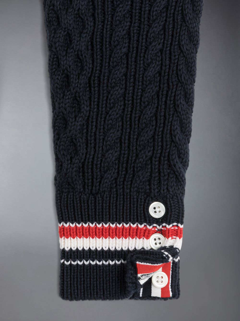 Thom Browne ARAN CABLE CRICKET STRIPE V-NECK Pullover Mädchen Blau | FQH03N98709