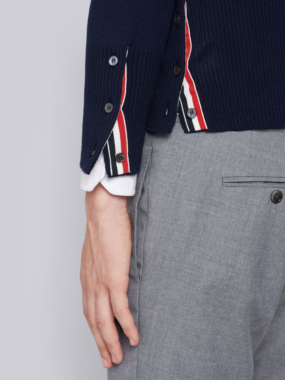 Thom Browne Cashmere 4-bar Short V-neck Strickjacke Herren Navy | CKD97H28829
