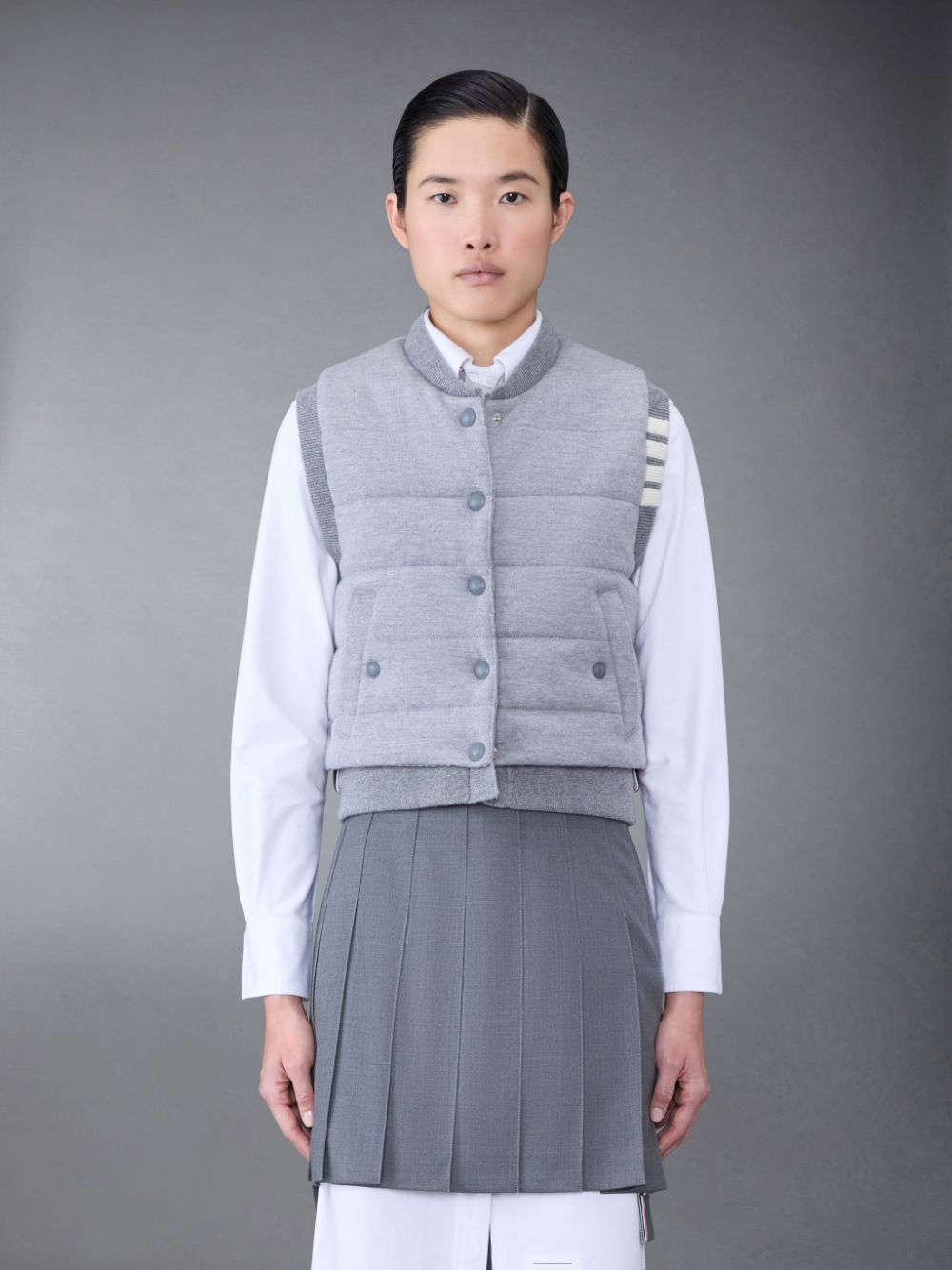 Thom Browne FINE MERINO AND JERSEY PADDED REVERSIBLE 4-BAR FUNNEL NECK Jacken Damen Grau | AUF66Q11259