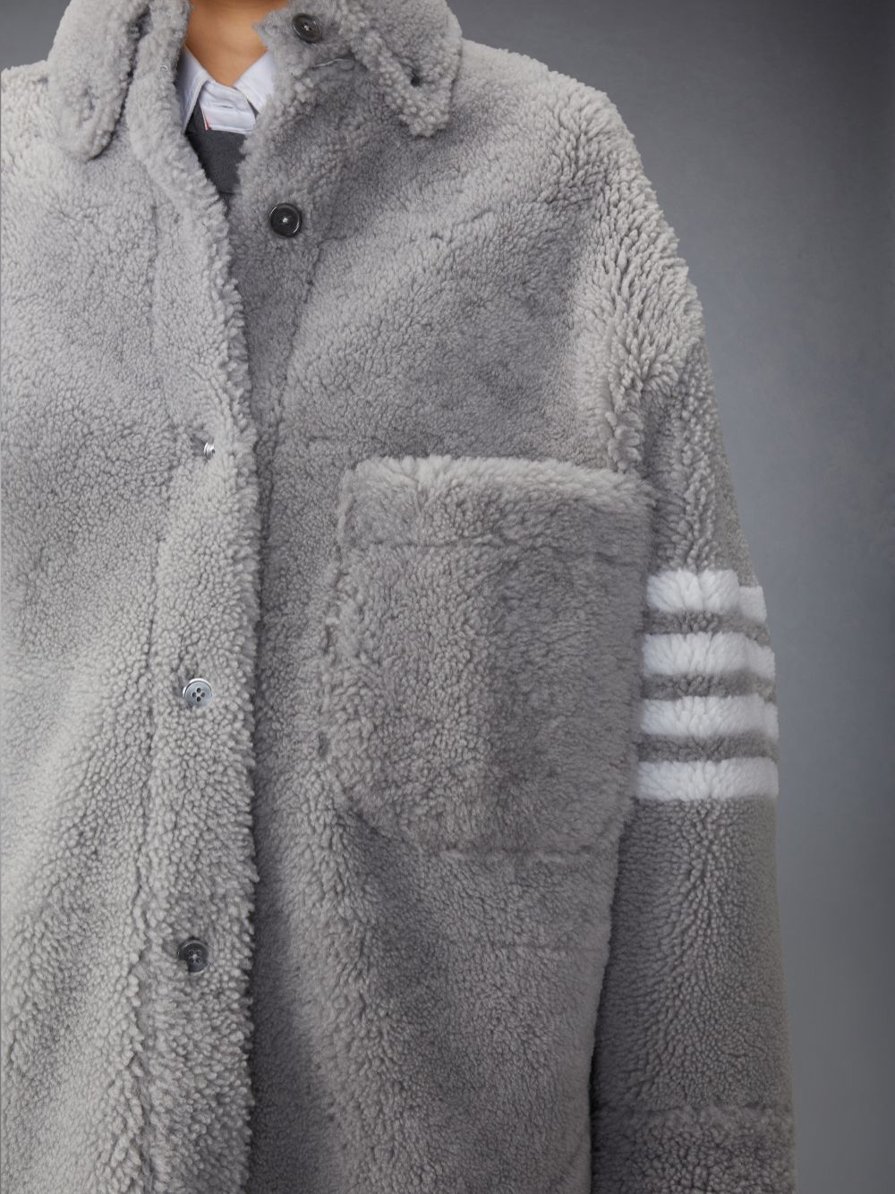 Thom Browne Medium Dyed Shearling 4-Bar Supersized Shirt Jacken Damen Grau | UGV50Z98595