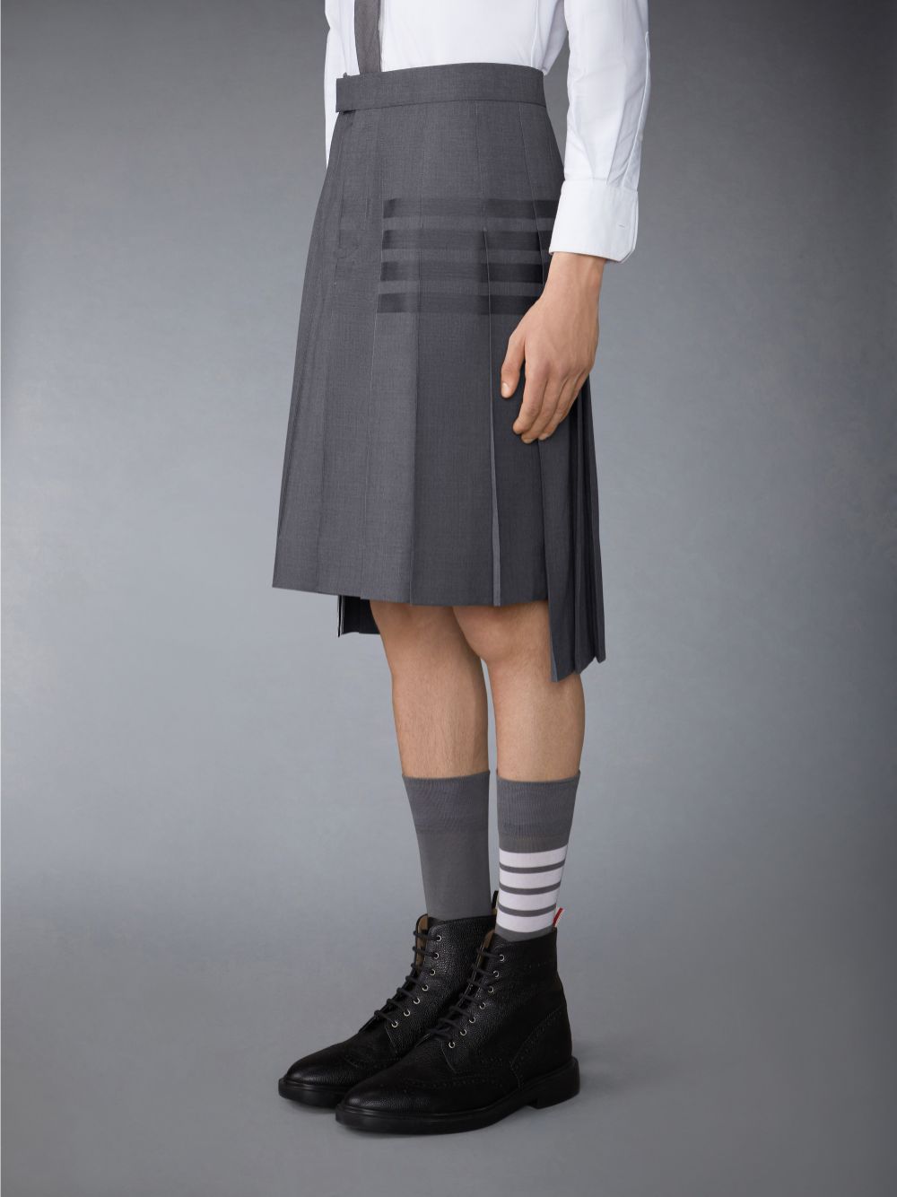 Thom Browne PLAIN WEAVE 4-BAR CLASSIC BACKSTRAP PLEATED Röcke Herren Grau | BNL95L89813