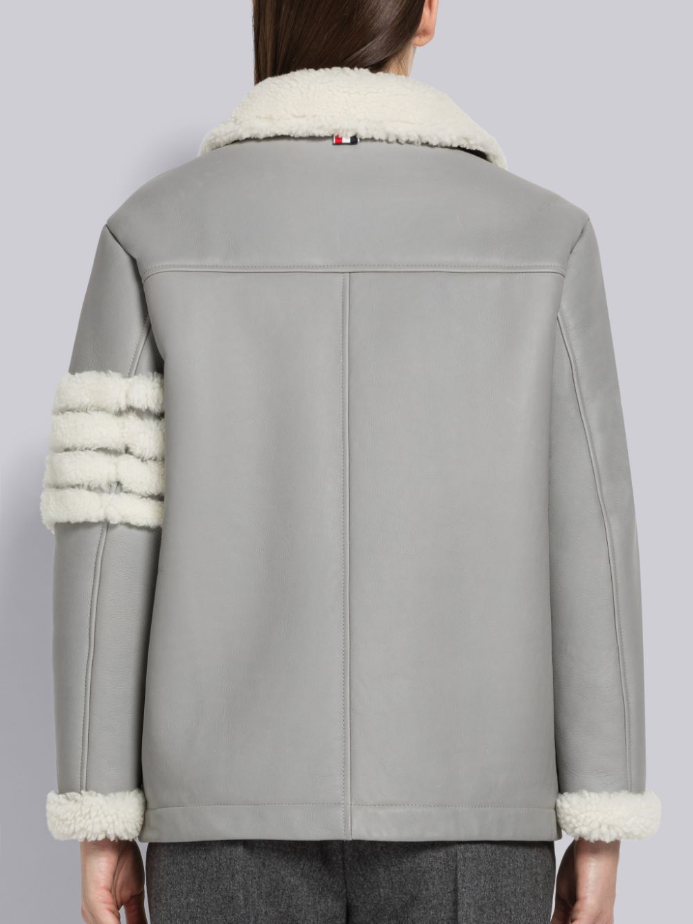 Thom Browne Reversed Shearling 4-Bar Round Collar Jacken Damen Grau | JWV07X40294
