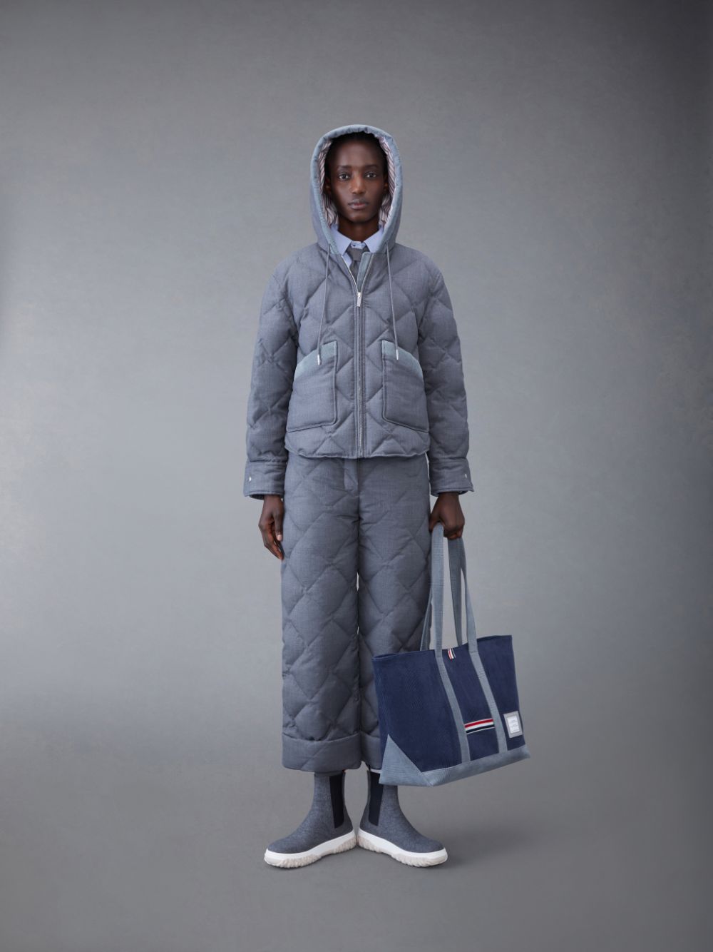 Thom Browne Super 120's Twill Down Hooded Patch Pocket Jacken Damen Grau | MJM80X75275