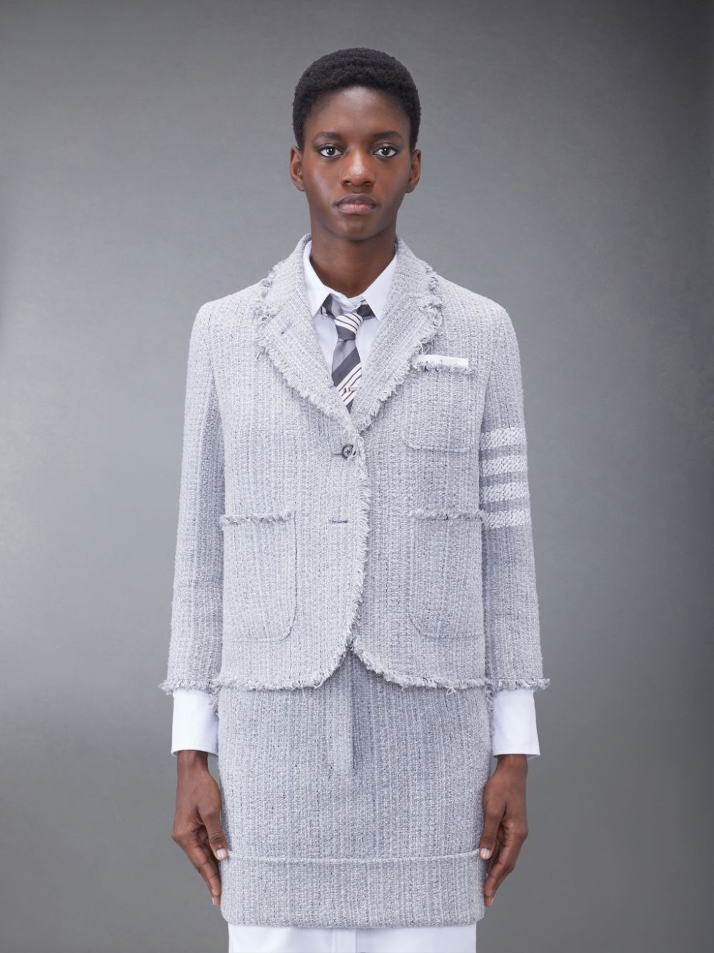 Thom Browne Tweed Fray 4-Bar Cropped Sack Jacken Damen Grau | QBY93B34790