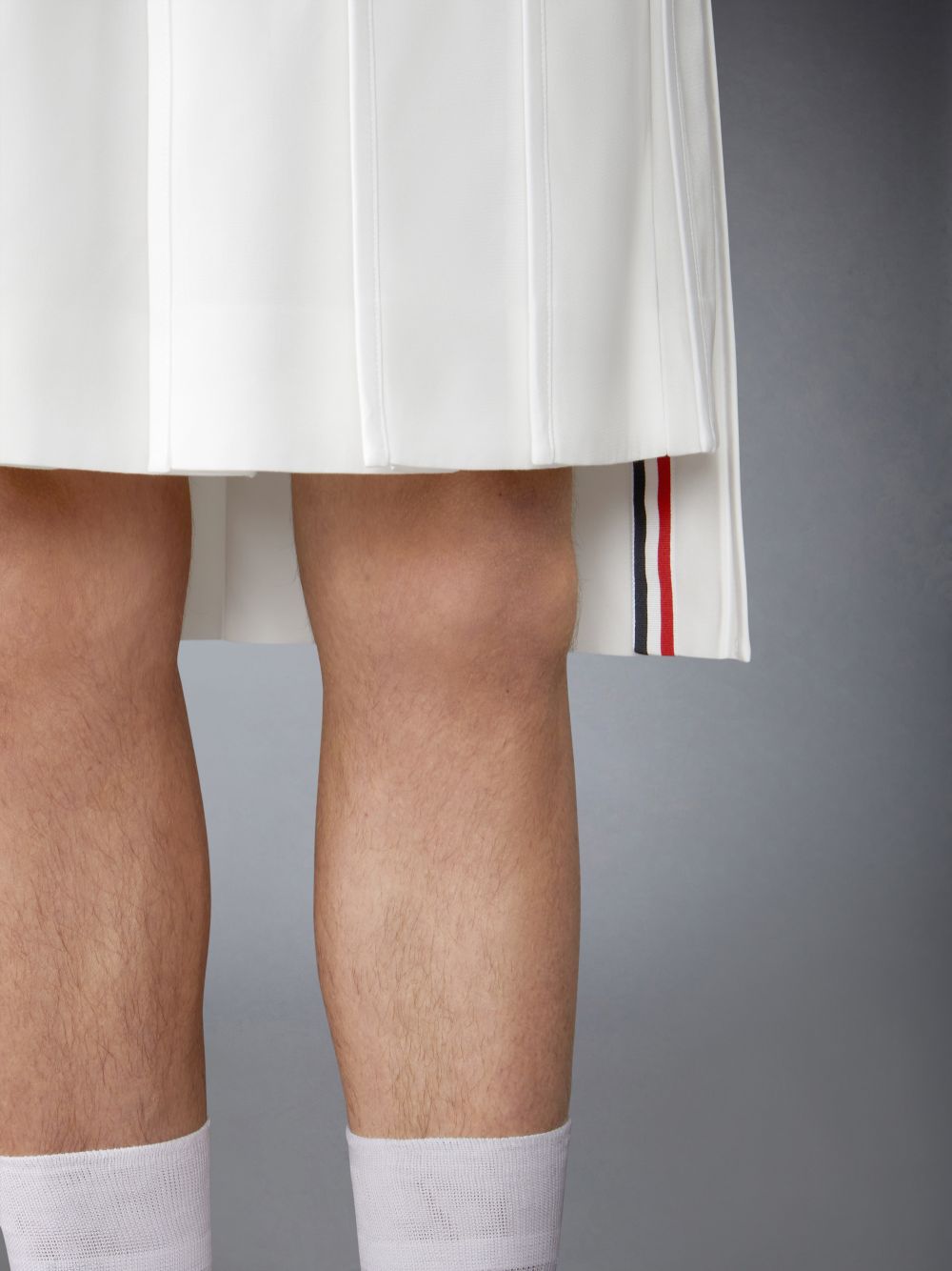 Thom Browne Typewriter Self Tipping Midi Classic Pleated Röcke Herren Weiß | TTB92V71367