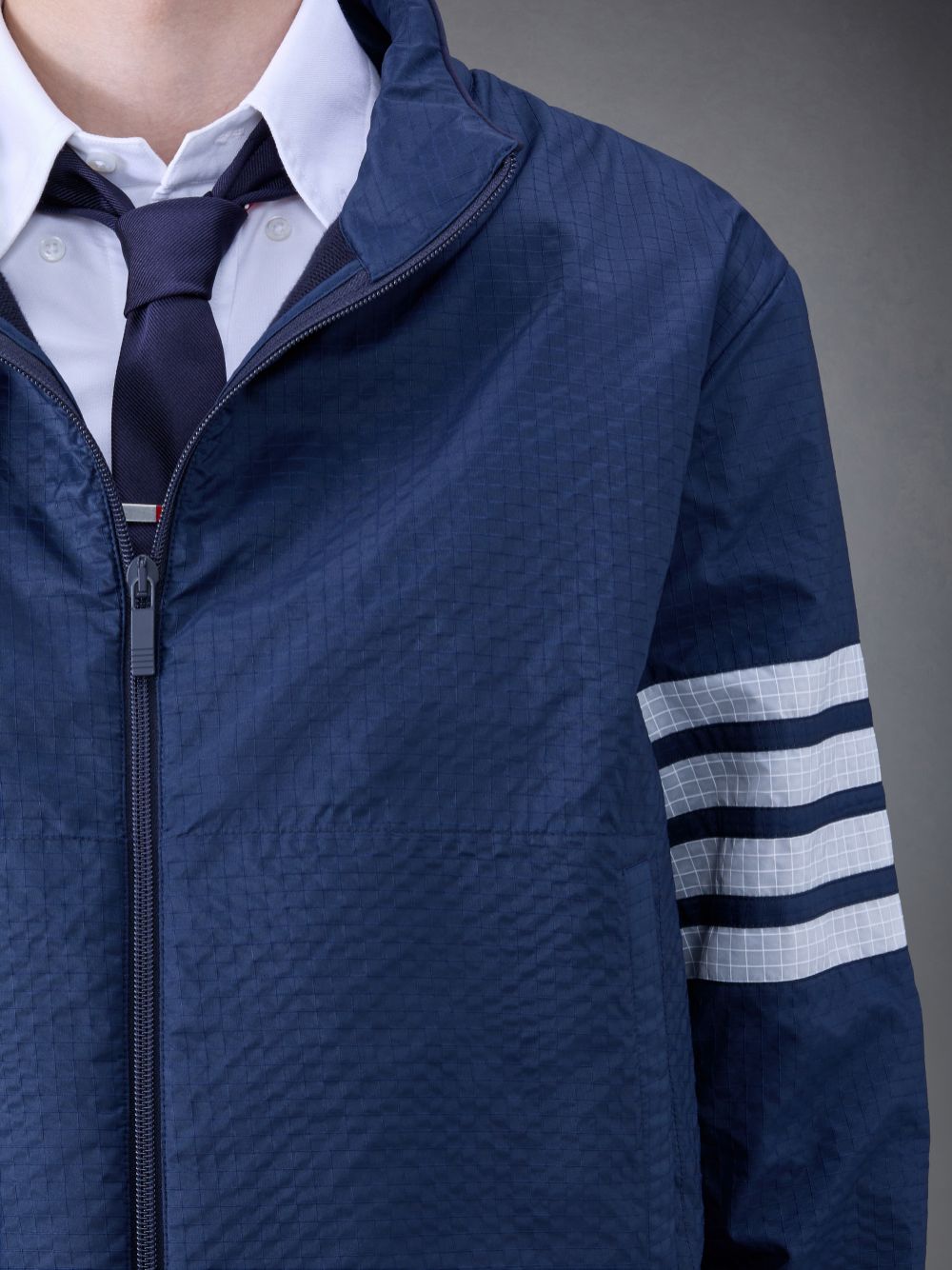 Thom Browne Ultralight Ripstop 4-Bar Funnel Neck Jacken Herren Blau | TMR33Y04999