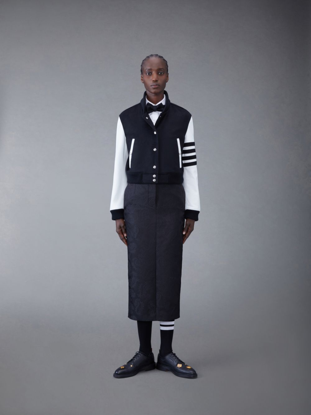 Thom Browne Zibeline Cashmere Leather Sleeve Cropped Varsity Jacken Damen Schwarz | AKS03B62786